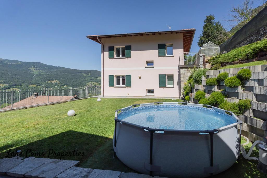 7 room house in Lake Como, photo #2, listing #106671306