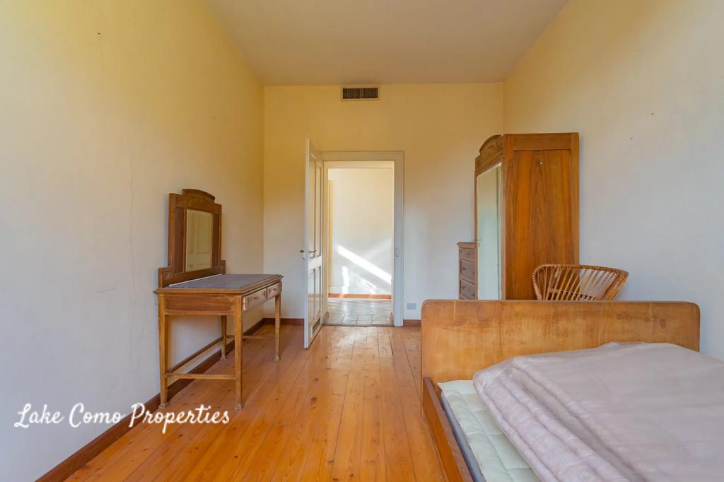 10 room house in Lake Como, photo #2, listing #91614474
