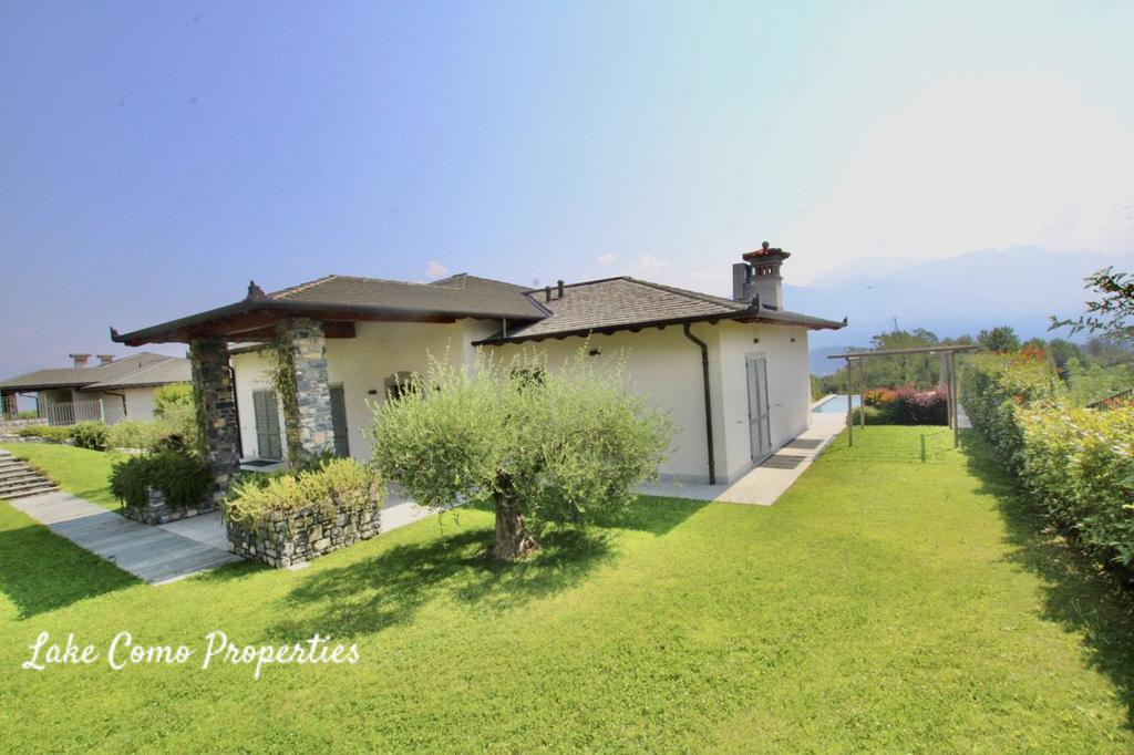 7 room house in Griante, 350 m², photo #2, listing #101374938