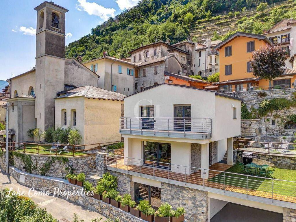 5 room house in Laglio, 260 m², photo #1, listing #102968292