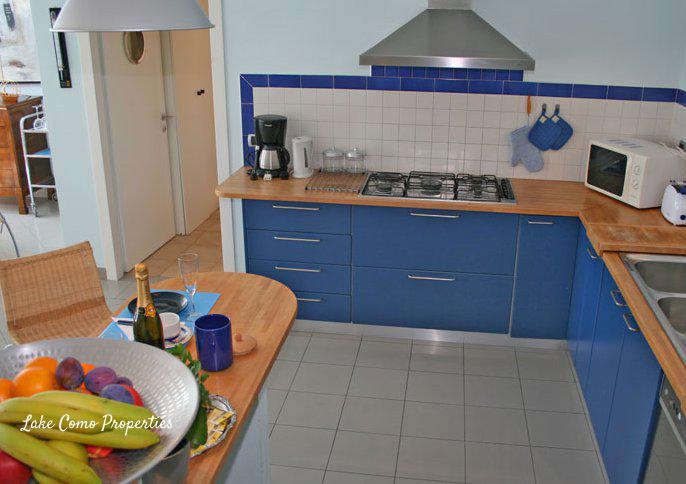 House in Lake Como, 350 m², photo #2, listing #74701620