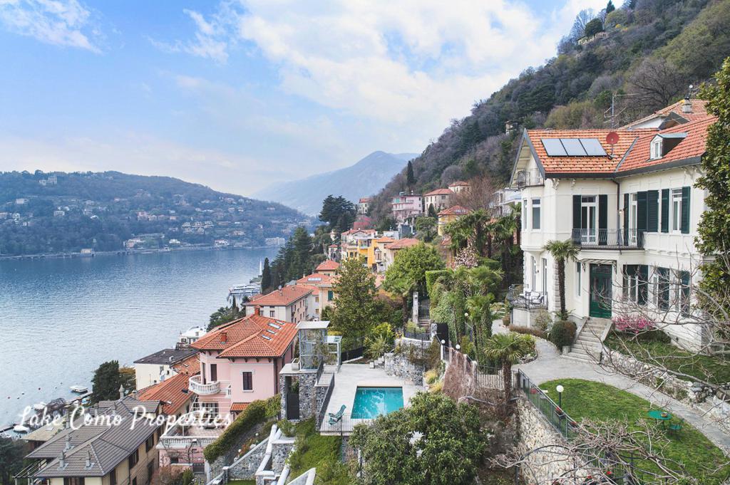 House in Lake Como, 301 m², photo #1, listing #74450460