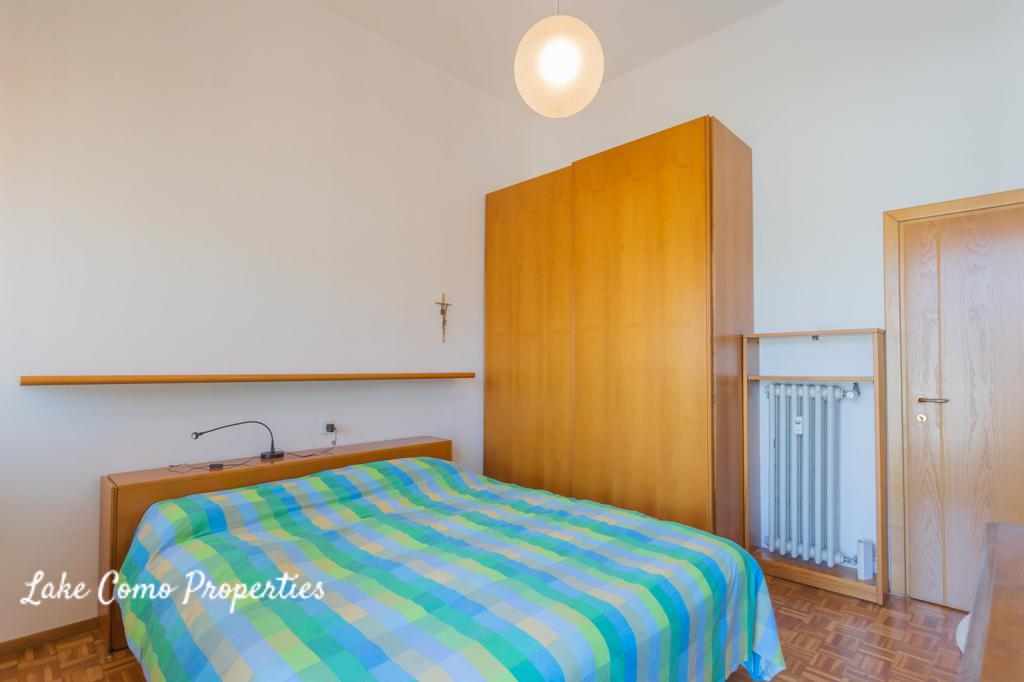 5 room apartment in Lake Como, photo #4, listing #91426566