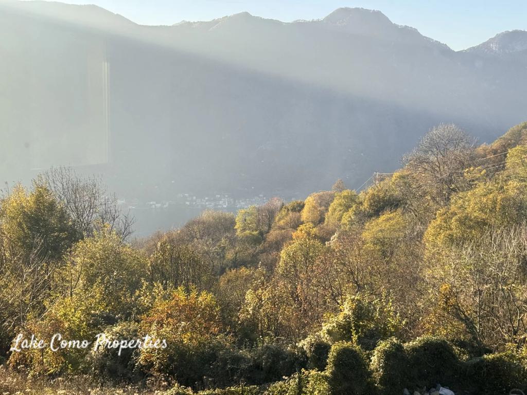 8 room house in Nesso, photo #5, listing #106036224