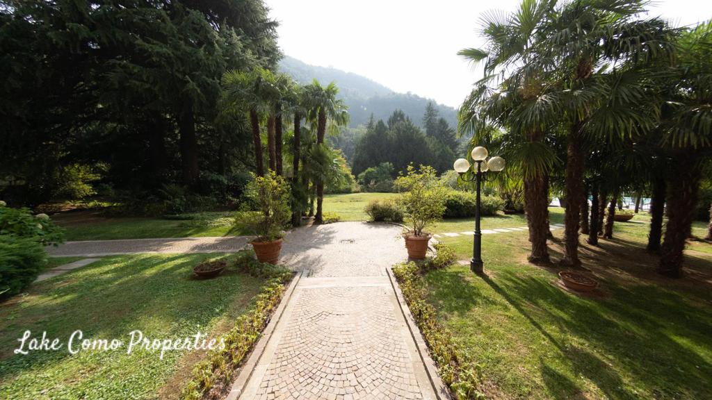 5 room apartment in Lake Como, photo #9, listing #85236438