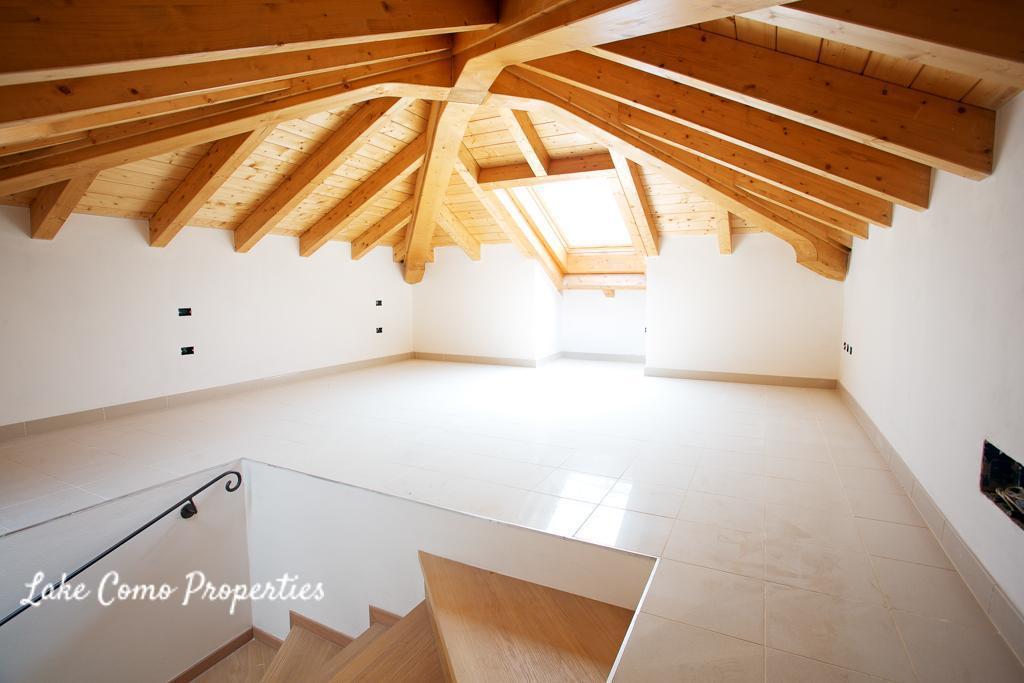House in Sala Comacina, 242 m², photo #9, listing #56033460