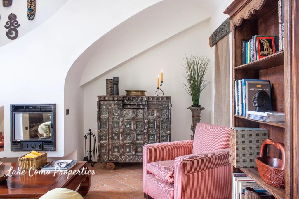 Apartment in Lake Como, photo #1, listing #98861070