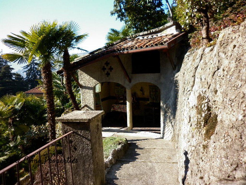 5 room house in Cernobbio, 350 m², photo #2, listing #73105326