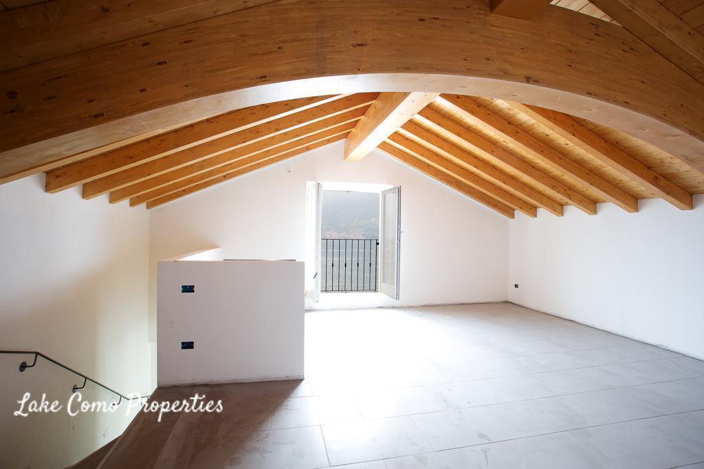 House in Sala Comacina, 474 m², photo #2, listing #56033418