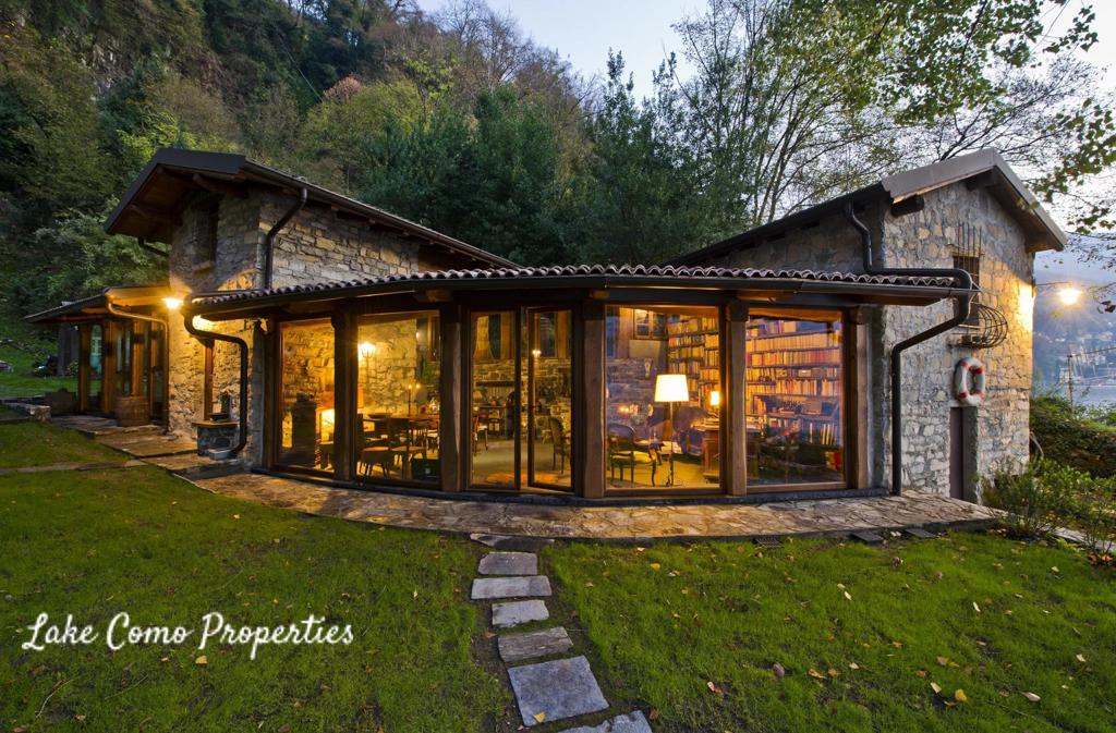 6 room house in Faggeto Lario, photo #10, listing #105067788