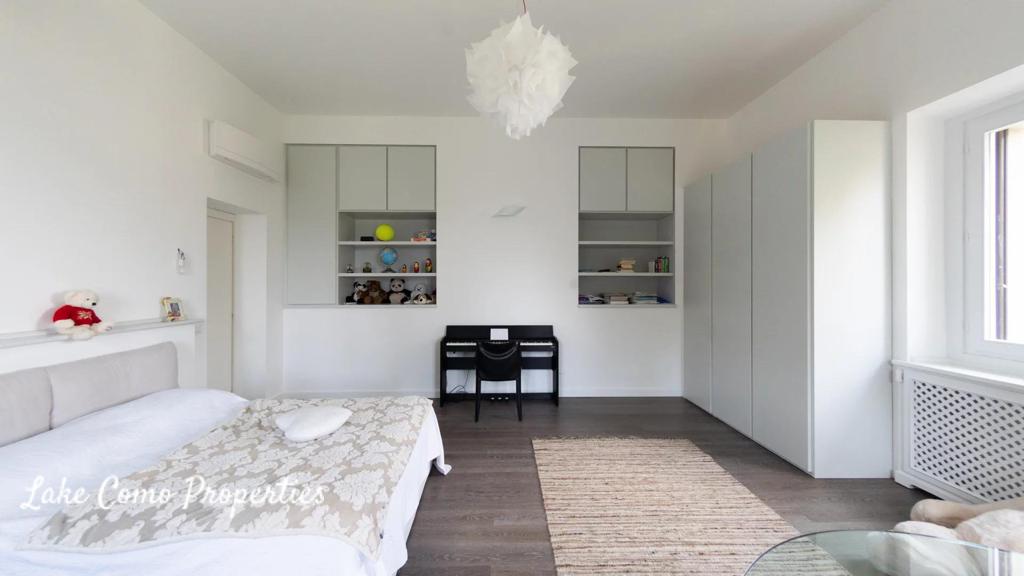 5 room apartment in Lake Como, photo #4, listing #85236438