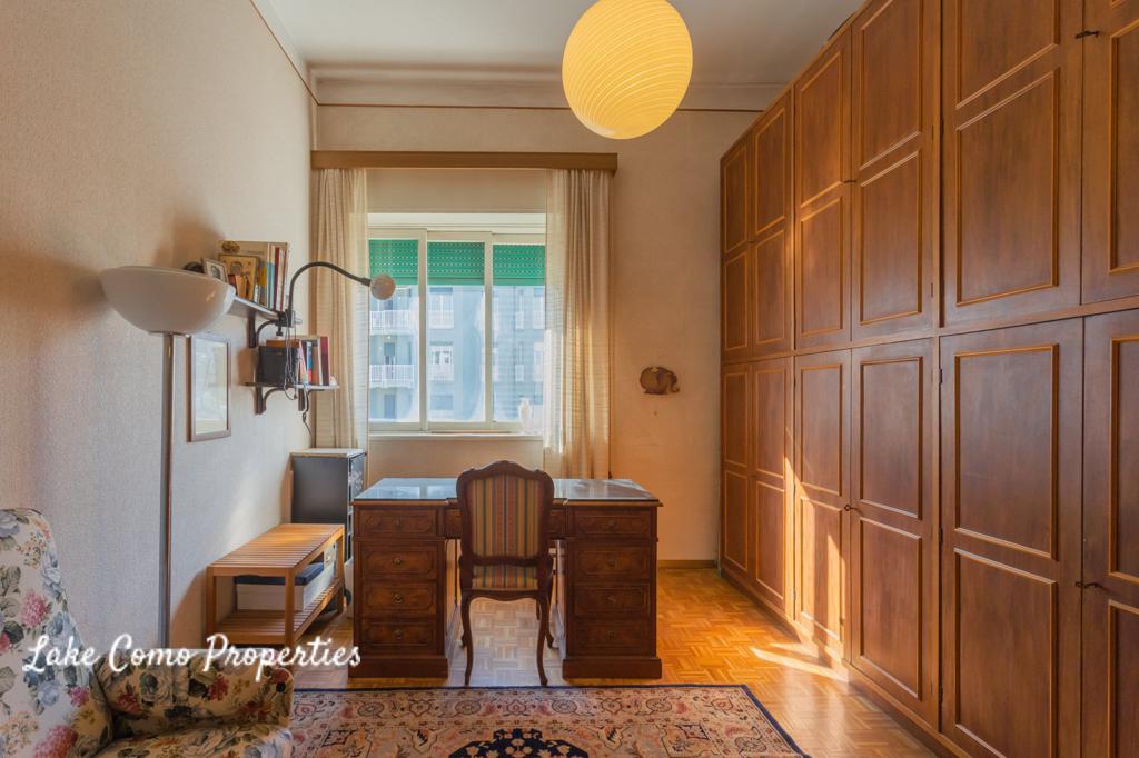 5 room apartment in Lake Como, photo #9, listing #91426566