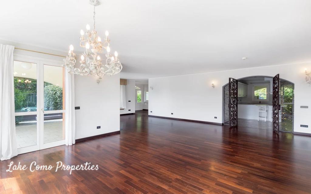 11 room house in Lake Como, photo #9, listing #105882042