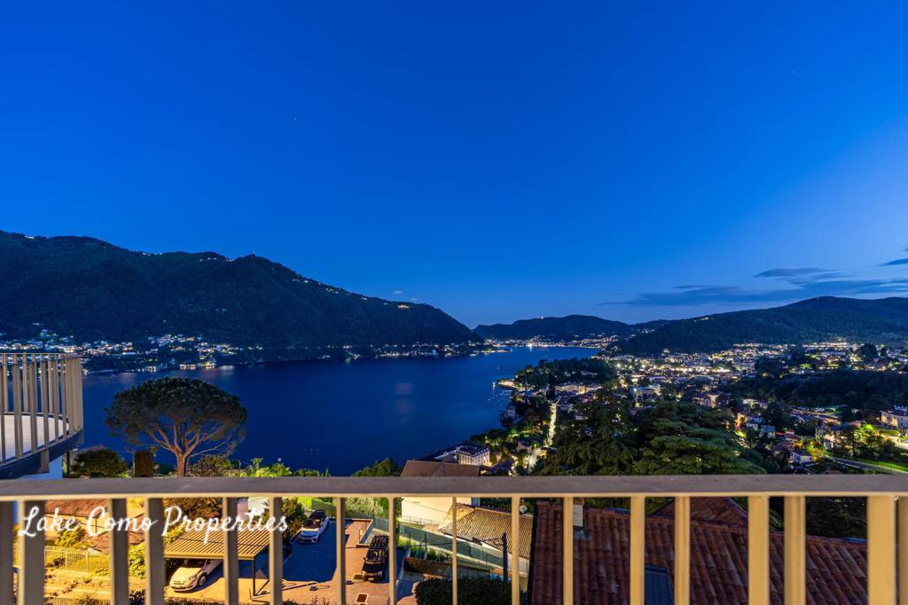 4 room apartment in Cernobbio, photo #2, listing #106636824