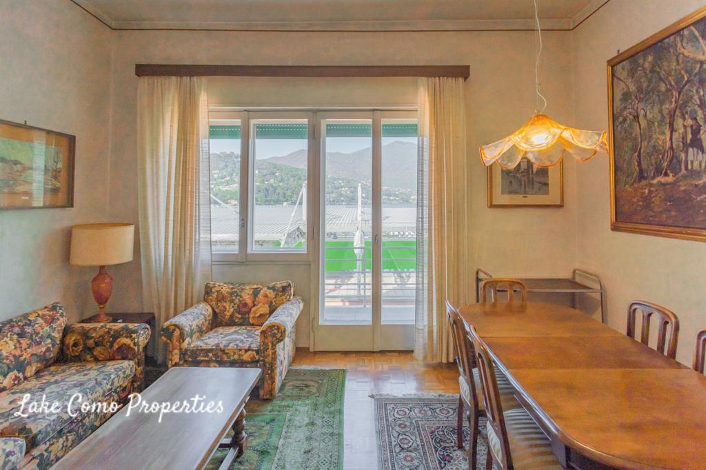 5 room apartment in Lake Como, photo #1, listing #91426566