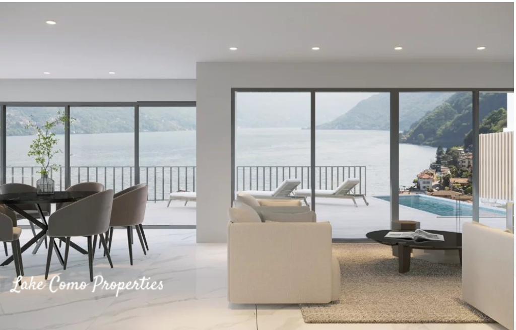House in Argegno, photo #2, listing #91281288