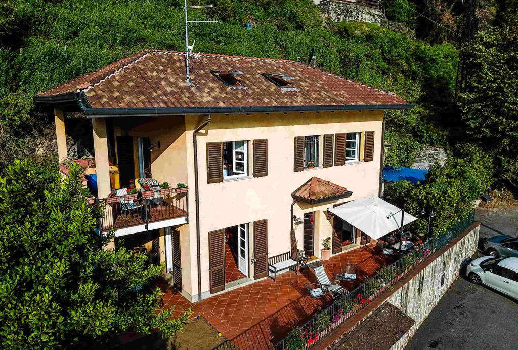 8 room house in Lake Como, 240 m², photo #1, listing #77363538