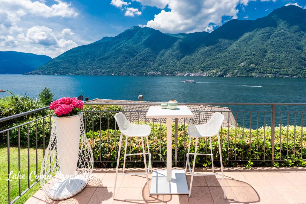 8 room house in Nesso, photo #10, listing #106454460
