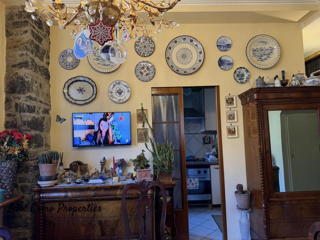 5 room apartment in Torno, photo #10, listing #106036308