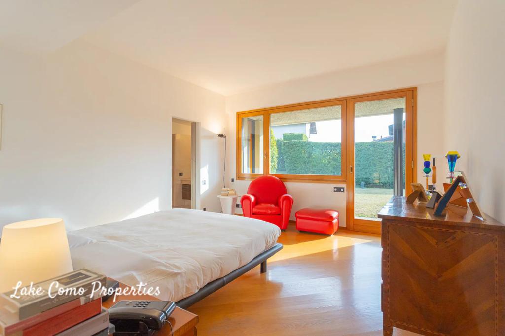 23 room house in Lake Como, photo #1, listing #86706858